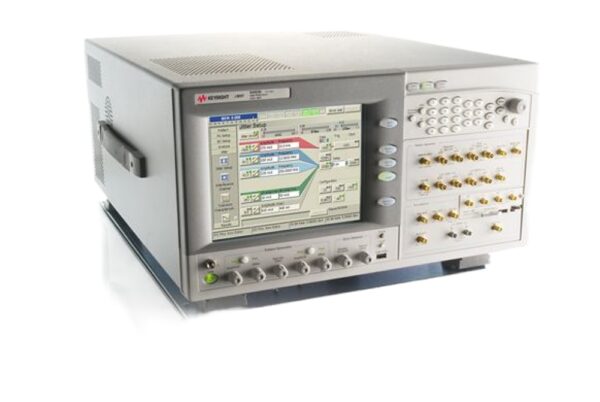 N4903B WEB stock photo