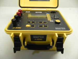 AEMC 6250 Micro-Ohmmeter, 4-Wire, 2500 Ohm, 10A