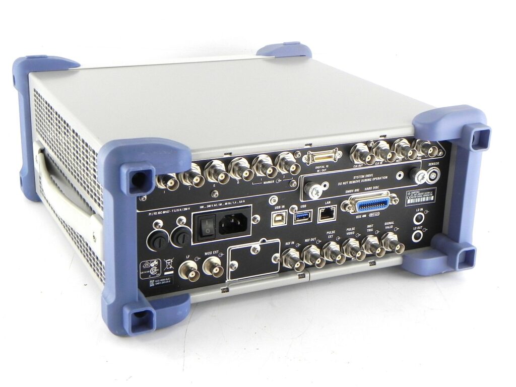 9 kHz to 6 GHz. Includes options B10/B92/B106/K55/K350